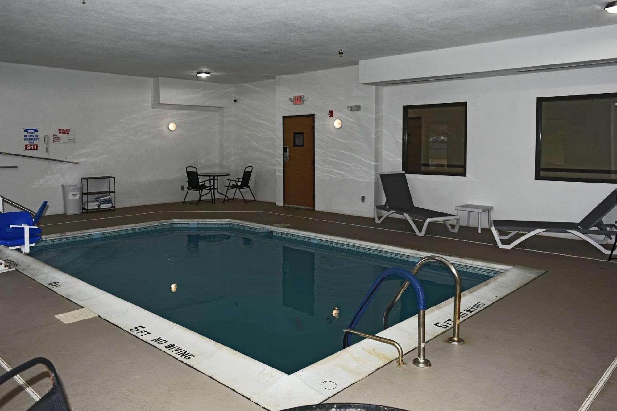 Quality Inn & Suites Brooks Louisville South Εξωτερικό φωτογραφία